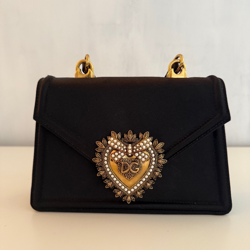 Dolce & Gabbana Devotion Shoulder Bag